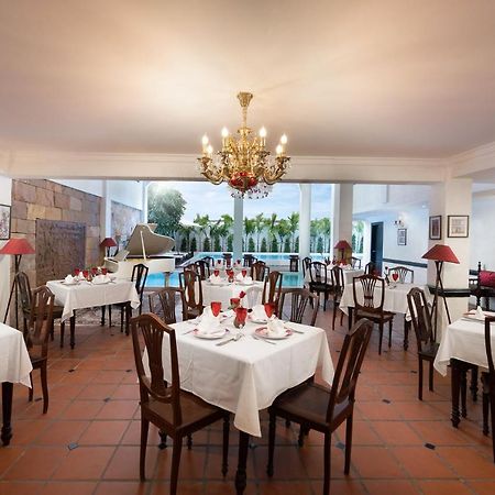 Mane Colonial Classic Сиемрип Экстерьер фото